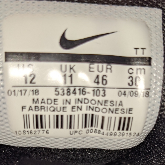 Sold!! Nike Air Max 95 Logo Sneaker - Picture 2 of 8